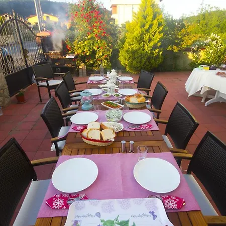 Kayra Hotel *