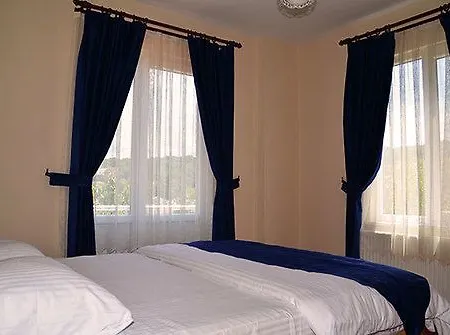 Kayra Hotel *